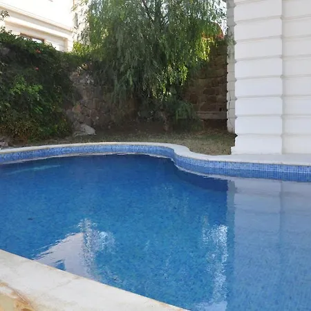 فيلة Marina يالِكافاك